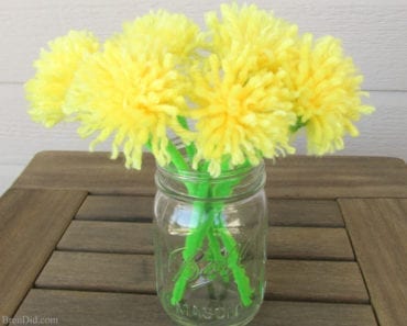 maskrosor, garn, blommor i garn, maskrosor i garn, garnbollar, pompoms