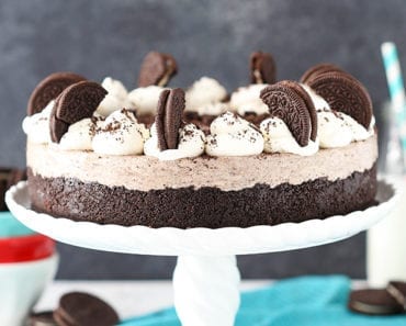 Oreo, oreokakor, baka, baktips, cheesecake, ostkaka, baka med Oreo, baka med godis, tårta, tårta av kakor, dessert, efterrätt