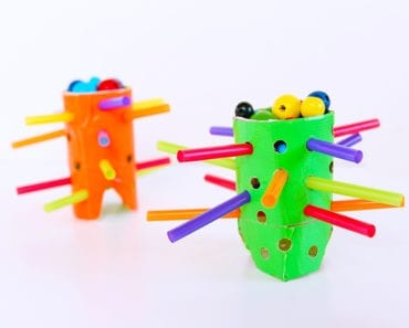 pyssel, barnpyssel, pyssel för barn, aktiviteter, aktiviteter för barn, toalettrulle, toarullepyssel, pyssel med toarullar, spel, brädspel, klurigt spel, kulspel, kula, kulor