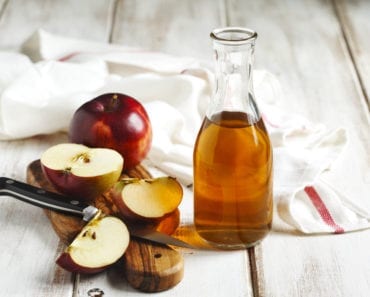 äppelcidervinäger, vinäger, huskur, kur, husmorstips, äpple, äppelvinäger, bättre hälsa, bra hälsa, må bra, hälsotips