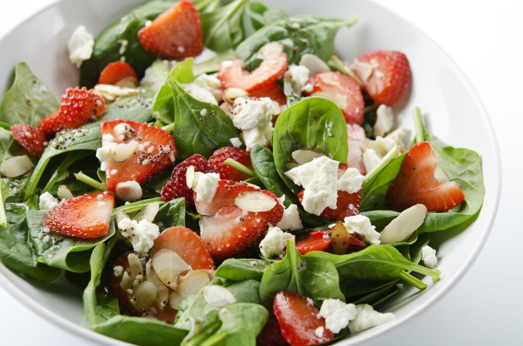 salladsrecept, recept på sallad, sallad med fetaost, sallad med bär, sommar recept