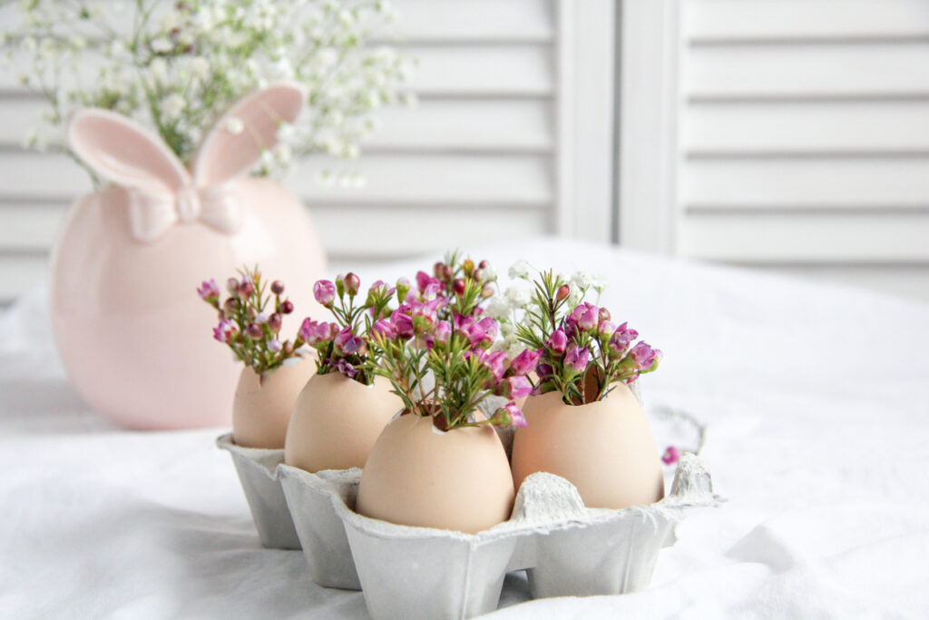 så kan du ha blommor i äggskal